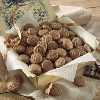 La Maison Du Biscuit Sablés diamants enrobés de chocolat au lait, 600g
