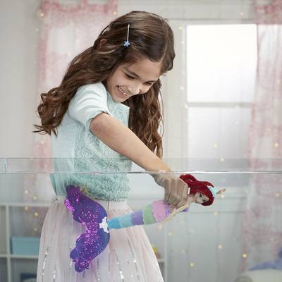 5010993776115 - Disney Princesses - Hasbro - Poupée Ariel Sirène Arc en Ciel