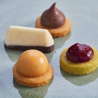 2050000348815 - Traiteur Idbuffet - Petits fours classiques