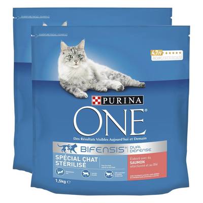 Purina - One Croquettes Saumon pour chat adulte stérilisé, Lot de 2x1,5kg