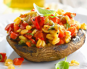 Blé à la tomate et aux champignons