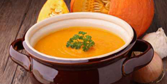 VELOUTE DE POTIRON AUX NOISETTES